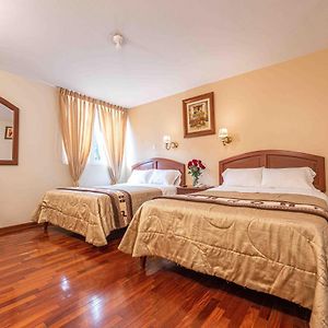 Habitación con 2 Camas Individuales